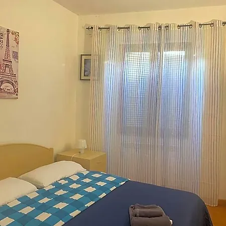 Emc2 Bed and Breakfast 3*